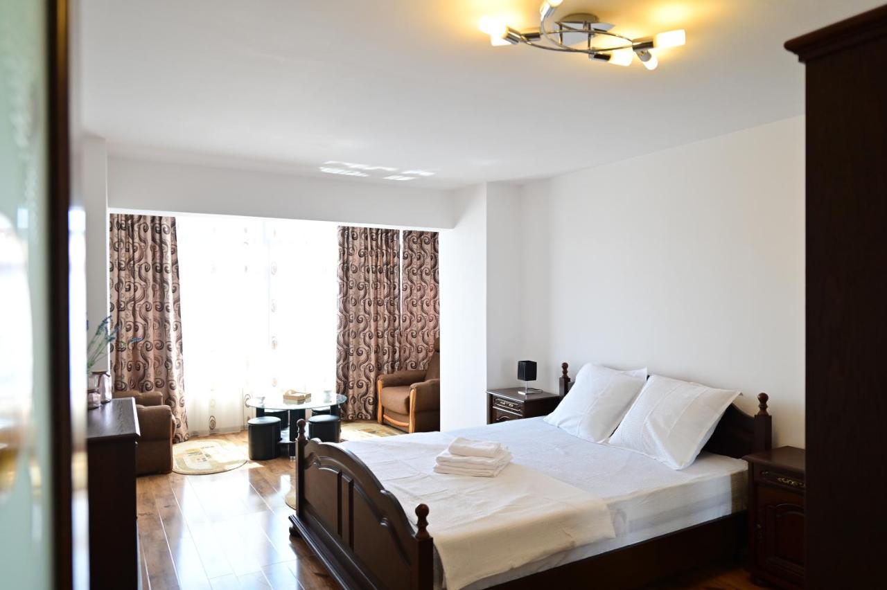 Vacation Apartment With Free Parking Сибиу Экстерьер фото
